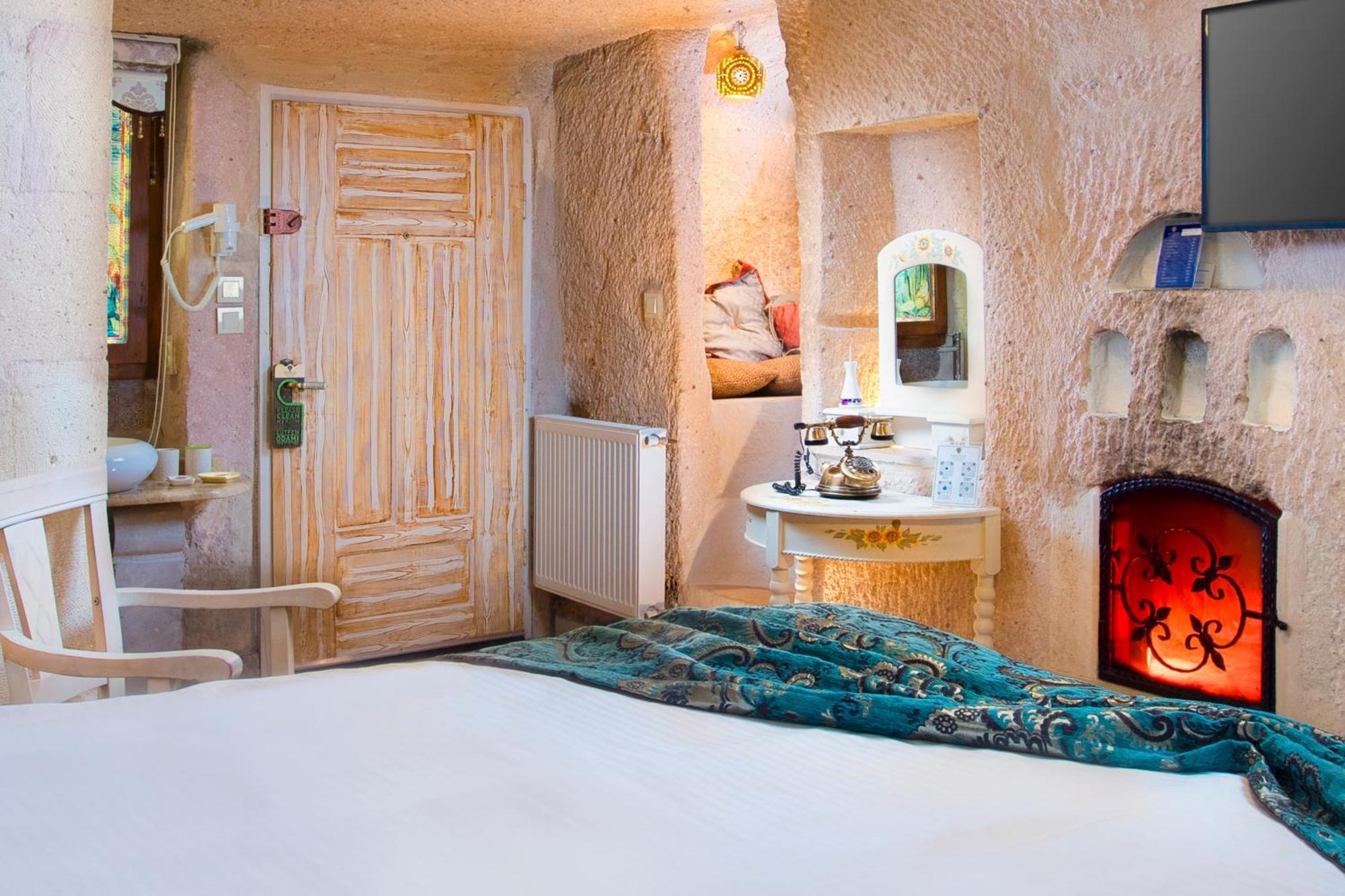 Cappadocia Fairy Chimneys Selfie Cave Hotels - Special Class Ючхисар Екстериор снимка